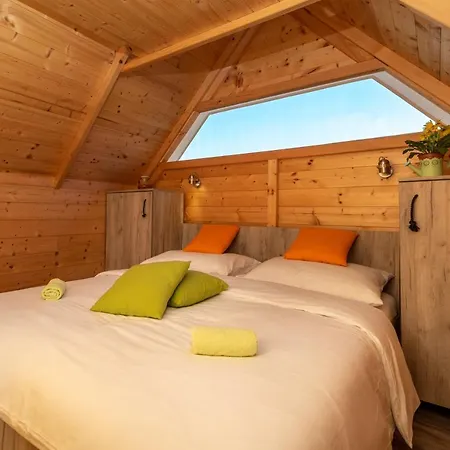 Kamp Marta 3* Marina