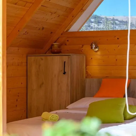 Kamp Marta Luxury tent 3*