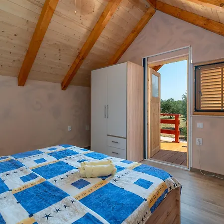 Kamp Marta Luxury tent Marina