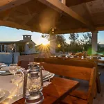 Kamp Marta Marina