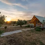 Kamp Marta Marina