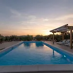 Kamp Marta Marina