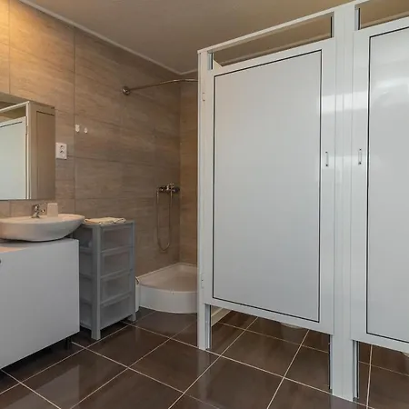 אוהל מפואר Kamp Marta מרינה