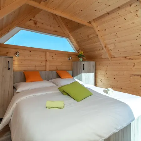 Kamp Marta 3* Marina