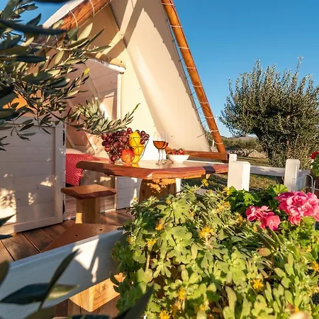 Luxe tent Kamp Marta 3*