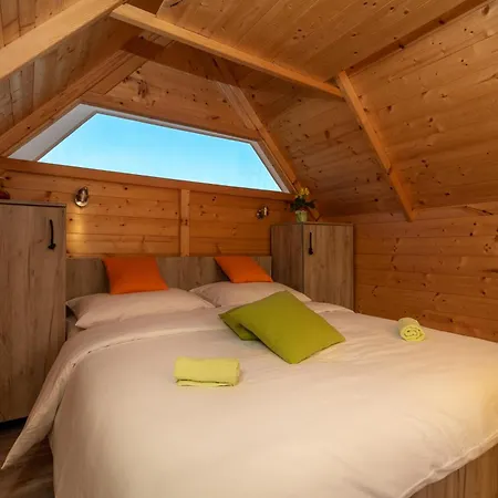 Kamp Marta 3* Marina