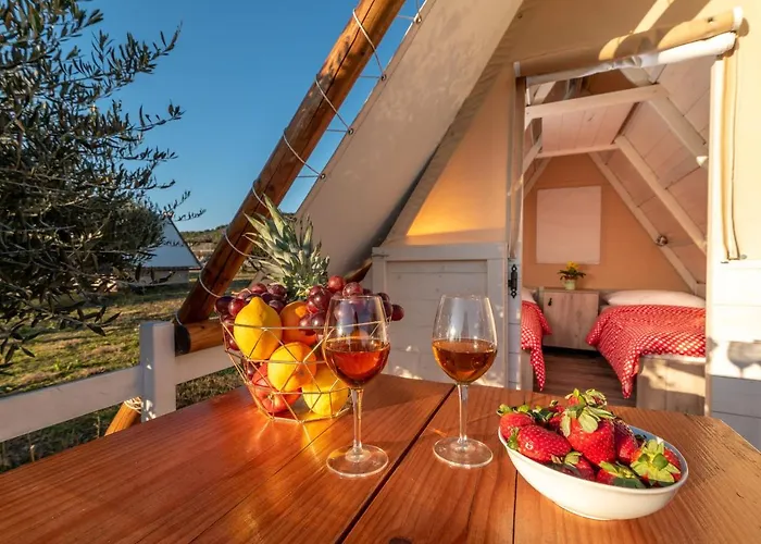 Glamping Kamp Marta 3*