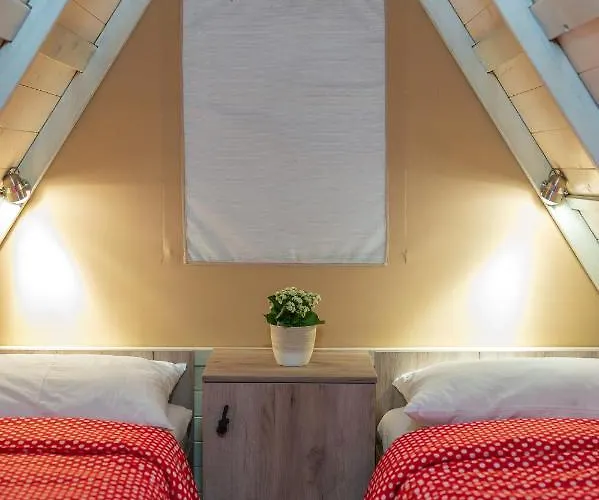 Glamping Kamp Marta 3*