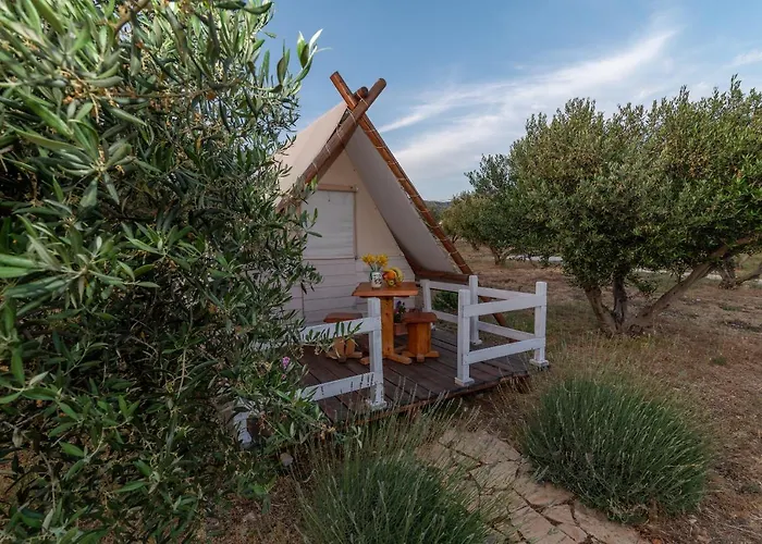 Glamping Kamp Marta 3*